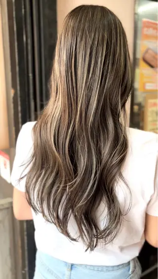 ロング カラー 林 聖也のヘアスタイル