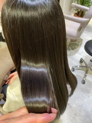 ロング カラー 髪質改善 KOHのヘアスタイル