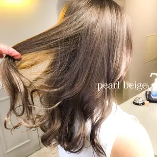 ロング カラー ハイトーン×レイヤー カットTAKUMIのヘアスタイル