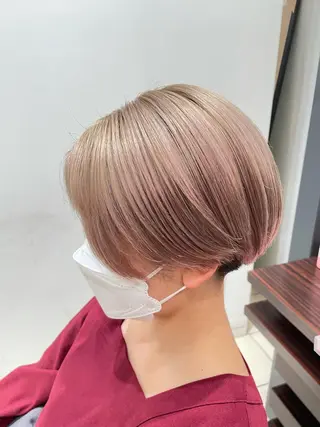 ショート カラー レイヤー/透明感 カラー ☽EMIRIのヘアスタイル