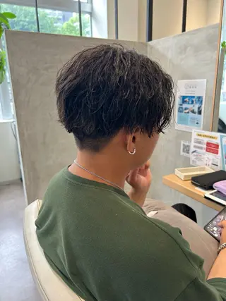 ショート パーマ メンズ 田中 寛汰のヘアスタイル