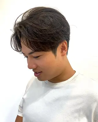 ミディアム パーマ メンズ 似合う髪型見つけます AYAKAのヘアスタイル