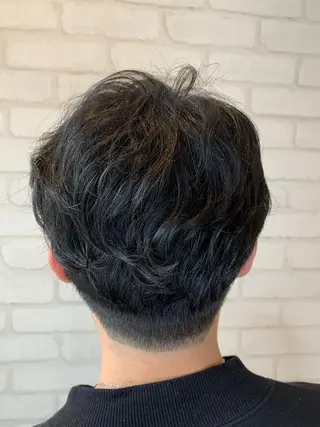 パーマ メンズ 秋葉 万柚子のヘアスタイル