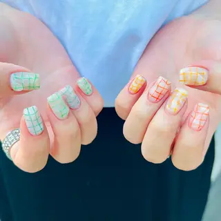ネイル i+ söpö .nのネイルデザイン