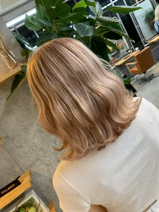 ミディアム カラー 天野 開のヘアスタイル