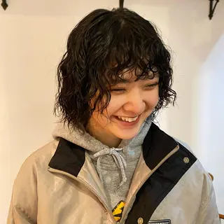 ミディアム パーマ ショート& パーマ　坂本のヘアスタイル