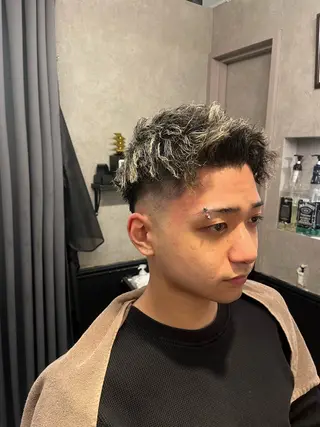 ショート ヤマザキ ユキヤのヘアスタイル