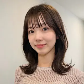 ミディアム カラー SAKI 新宿のヘアスタイル