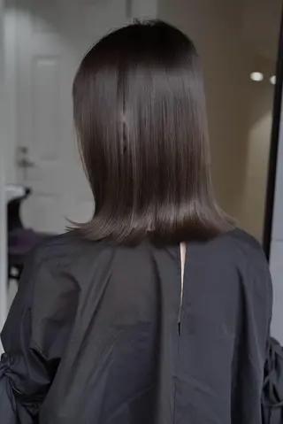 セミロング navile GINZAのヘアスタイル