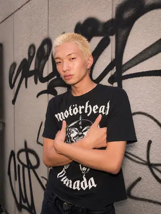 ショート カラー メンズ 赤み消し/似合わせ/ 抜け感/神戸/山本のヘアスタイル