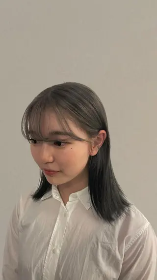 ミディアム カラー 野田 カレンのヘアスタイル