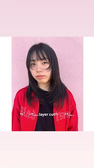 セミロング カラー レイヤー🌟 ブリーチ/紅芭✨のヘアスタイル