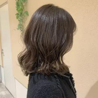 セミロング カラー 𝒢𝒾𝓇𝓁𝓎 ⑅　𝓎𝓊𝓀𝒶のヘアスタイル