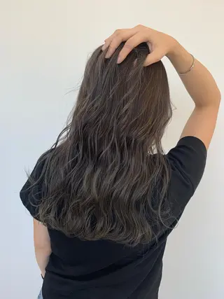 セミロング 山田 絵里菜のヘアスタイル