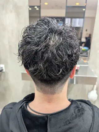 ショート パーマ メンズ QOL円山 YUTOのヘアスタイル