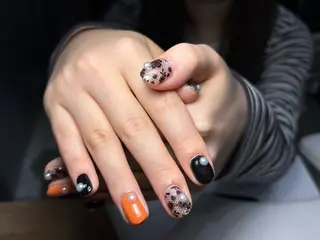 ネイル Yuui 💛のネイルデザイン