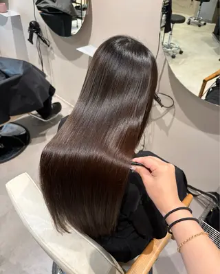 ロング 井山 葵のヘアスタイル