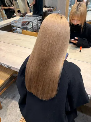 ロング 艶々ブリーチ職人🎀 あげは💖のヘアスタイル