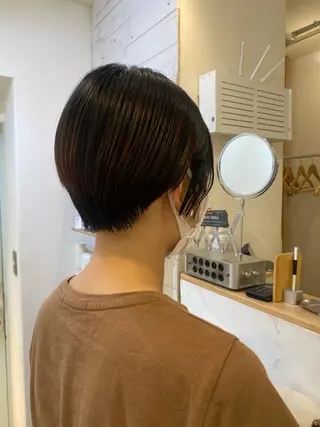 ショート 天神最安値エクステ カラーレイヤーカットのヘアスタイル