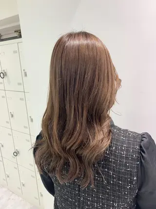 セミロング カラー パーマ ヘアアレンジ ネイル マツエク・マツパ 韓国風ベージュ🤎 赤みなし🌿横浜🤎のヘアスタイル