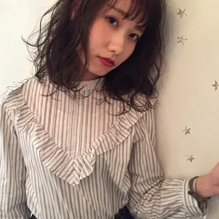 ミディアム カラー 市川 千夏のヘアスタイル