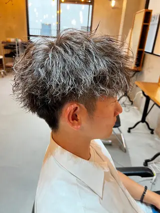 ショート パーマ メンズ ツイスパ特化 石川 歳也のヘアスタイル
