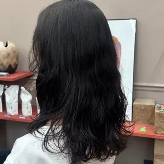 ロング カラー パーマ HIBIKI / 透明感カラーのヘアスタイル
