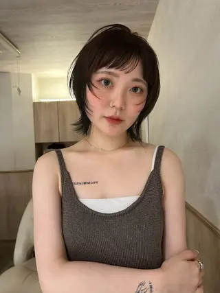 ショート Sora/レイヤー/ ブリーチなしWカラーのヘアスタイル