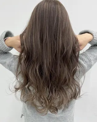 セミロング カラー ヘアアレンジ 【公式】amble luxe池袋東口🩷のヘアスタイル