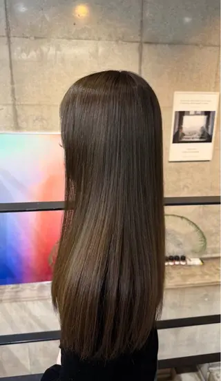 カラー ︎︎ ANY/ erinaのヘアスタイル