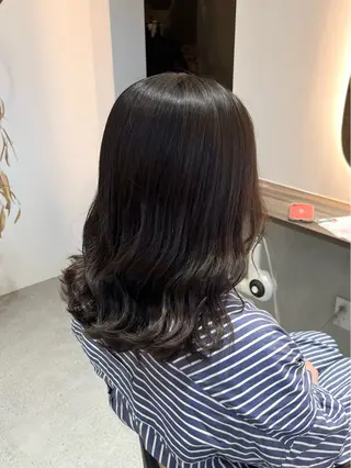 ミディアム 池谷 茉耶のヘアスタイル