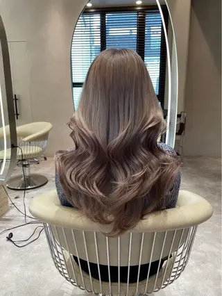 ロング カラー レイヤー似合わせ 透明感カラーりきやのヘアスタイル