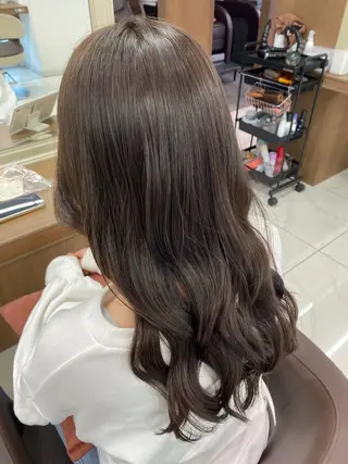 カラー 藤森 裕人のヘアスタイル