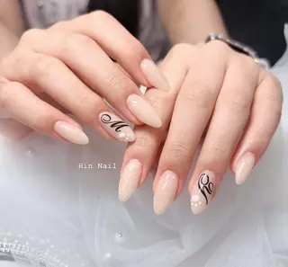 ネイル HIN NAILのネイルデザイン