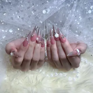 ネイル Doris Nail Salonのネイルデザイン