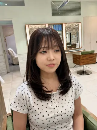 ミディアム 石渡このみ 🍊レイヤーカットのヘアスタイル