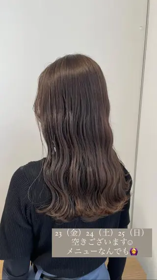 セミロング カラー noa ☪︎のヘアスタイル