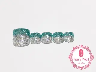 ネイル tiarynail K K🐼のネイルデザイン
