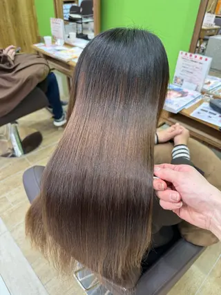 ロング 髪質改善・縮毛矯正 白根凌二のヘアスタイル