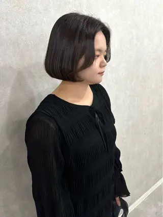 ショート カラー 盛れる顔まわり✨🎀 レイヤー別所好葉のヘアスタイル