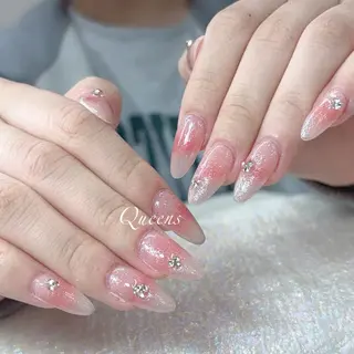 ネイル Queens 榊 まおのネイルデザイン