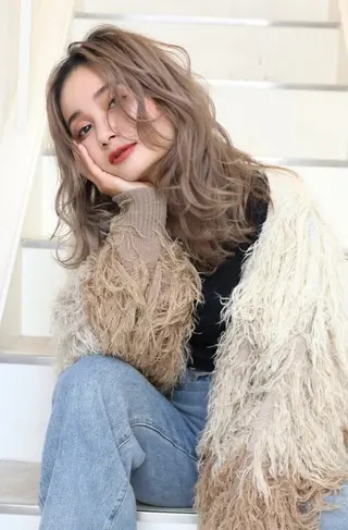 セミロング WiLL 梶岡日菜のヘアスタイル