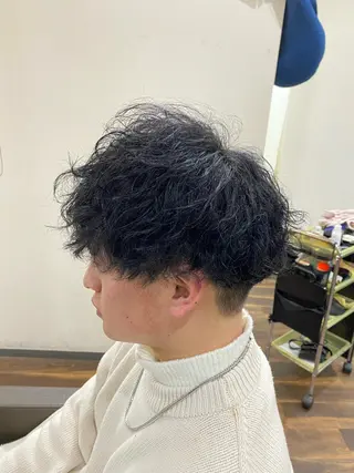 ショート パーマ メンズ 堀 広夢のヘアスタイル