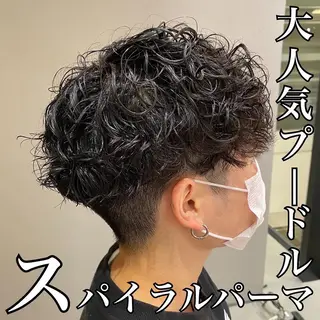 ショート パーマ メンズ unopulir 景山 凌のヘアスタイル