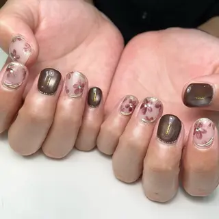 ネイル Legit nail salonのネイルデザイン