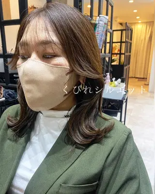 ミディアム カラー 似合う髪型見つけます AYAKAのヘアスタイル
