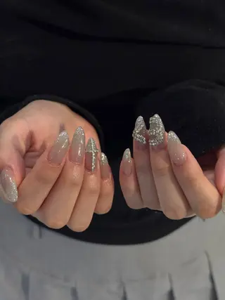 ネイル h i n a 🪽のネイルデザイン