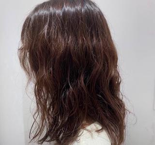 ミディアム パーマ ママ美容師 Tsuchiyaのヘアスタイル