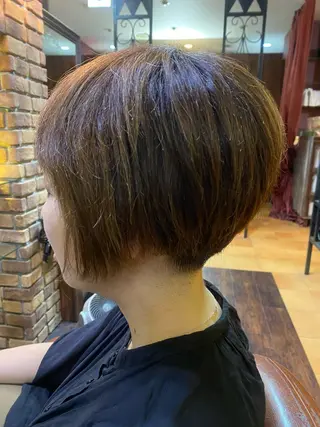 ショート DOLCE尾亦 花織のヘアスタイル