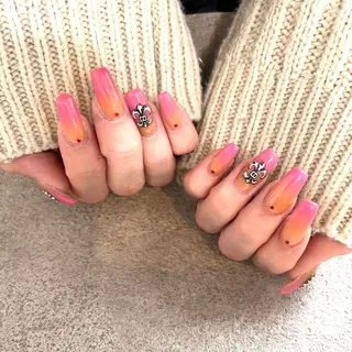 ネイル Apri Lush 大金のネイルデザイン